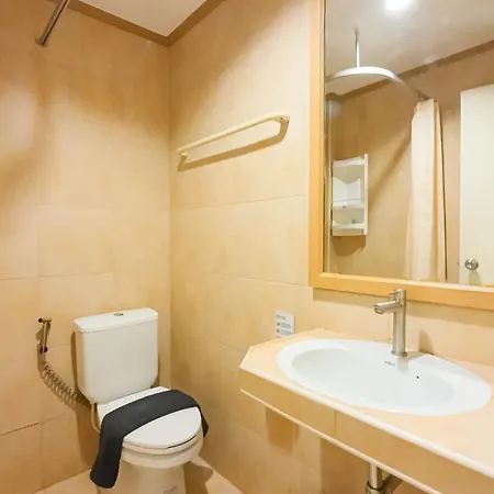 Jb House Patong Hostel Exterior photo